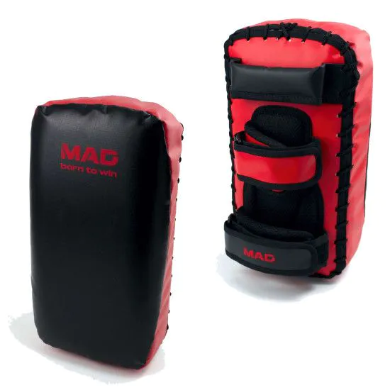 ТАЙПЕД ДЛЯ ЄДИНОБОРСТВ MAD 38 х 21 см RED