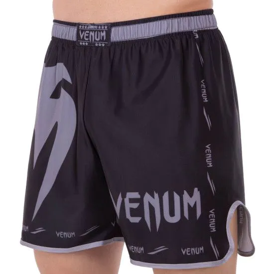 Шорти для тайського боксу та кікбоксингу VENUM GIANT NEW