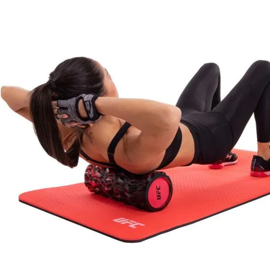РОЛЛЕР МАССАЖНЫЙ UFC 33 см FITNESS ROLLER